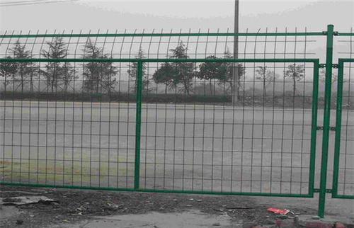 蘇州護(hù)欄網(wǎng)