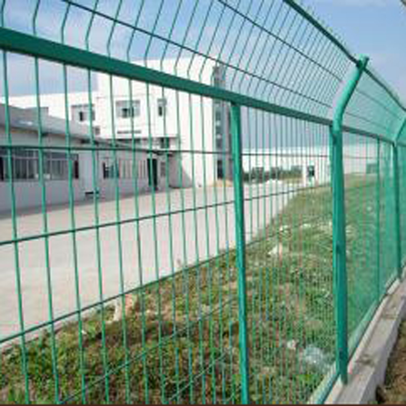 專業(yè)生產(chǎn) 護(hù)欄網(wǎng) 公路護(hù)欄網(wǎng) 護(hù)欄網(wǎng)廠家圖片_高清圖_細(xì)節(jié)圖-安平縣靜哲絲網(wǎng)制造 -