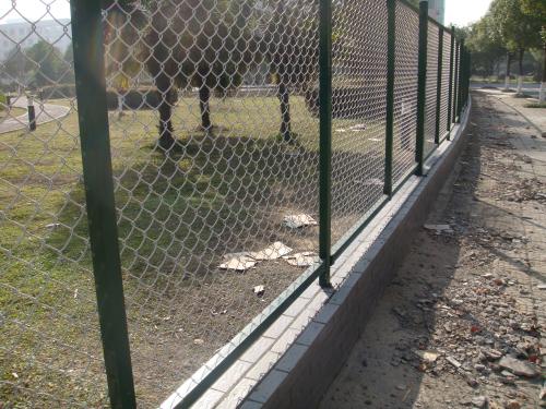 護欄網(wǎng)圖片|護欄網(wǎng)樣板圖|護欄網(wǎng)-江蘇常州恒通金屬鋼絲